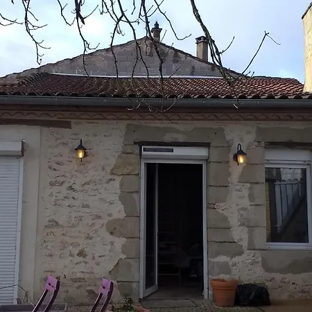 Bellevue 3 Rue Du Bourg A Montastruc 47380 Entree Independante Gasthuis 3*